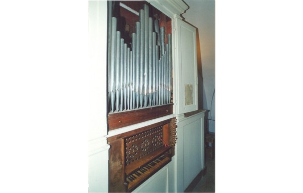 Organo della chiesa dellistituto di Santa Caterina