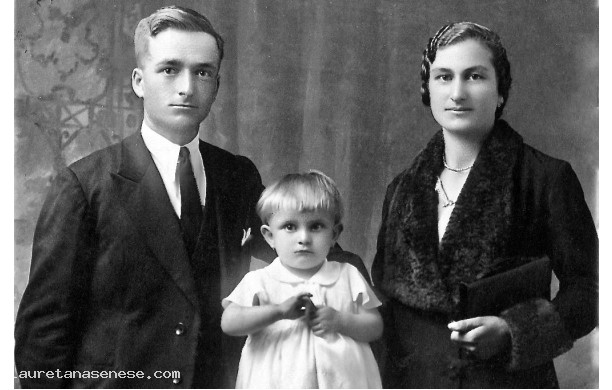 1935 - I nonni e la mamma di Paola