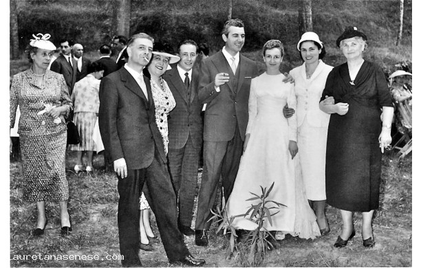 1957, Giovedì 2 di Settembre - Un matrimonio famoso, svoltosi a Monte Oliveto Maggiore