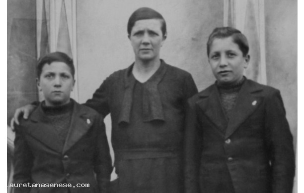 1941 - Lisa Tozzi con i due figli
