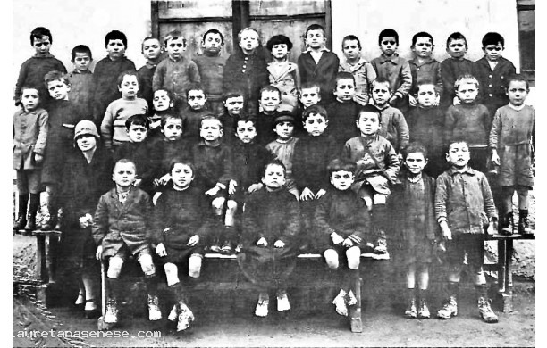 1924, stimato - Seconda Elementare numerosa