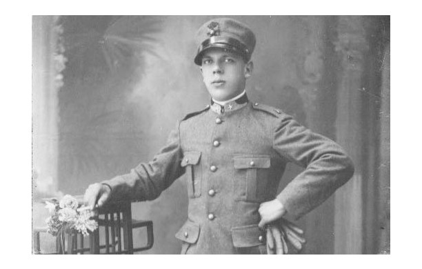 1933? - Carlo in divisa