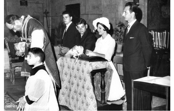 1964, Domenica 27 Settembre - Anna e Roberto all'altare