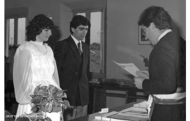 1989? - Il sindaco Gotti celebra un matrimonio civile