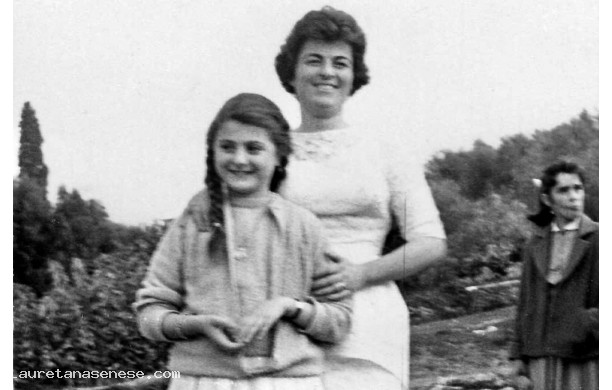 1960, Giovedì 27 Ottobre - La bella sposa e la giovane Beatrice