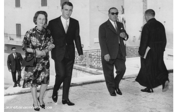 1963, Luned 29 Luglio - I Giardi accompagnano Mario in chiesa