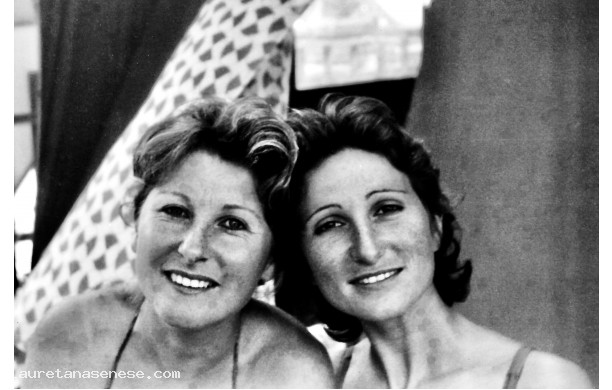 1968, Agosto - Al mare in tenda