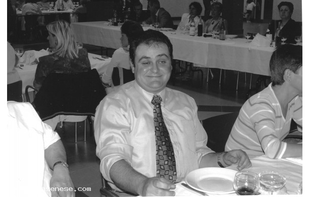 2004 - Festa del Donatore Fratres: Luca soddisfatto del pranzo