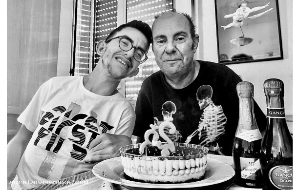 2022, 31 Luglio - Alessio festeggia il compleanno con l'amato padre