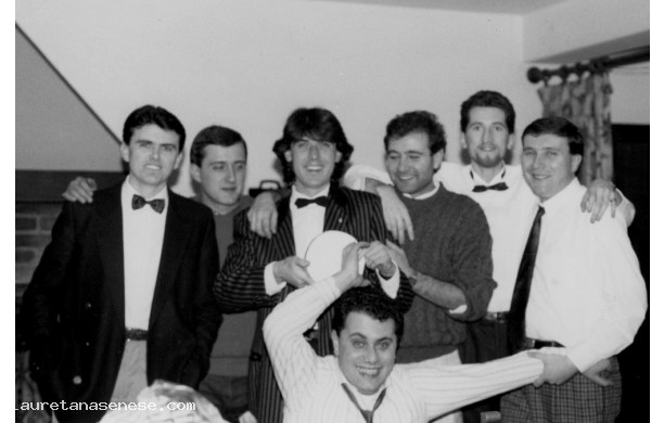 1978? - Un gruppo di amici per la pelle ...... almeno allora