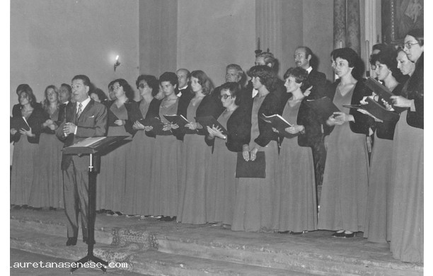 1977 - Garbo d’Oro, il Presidente presenta l’esibizione canora