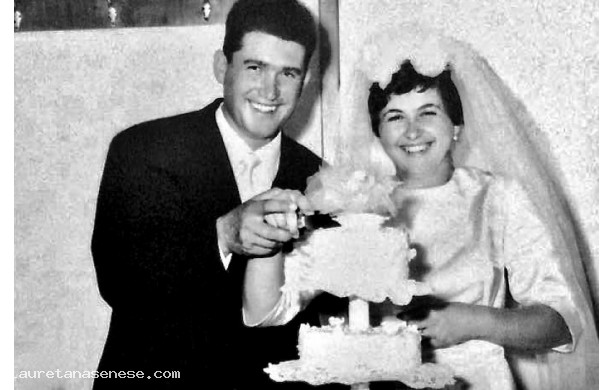 1965, Luned 5 luglio - Ilio e Brunella tagliano la torta