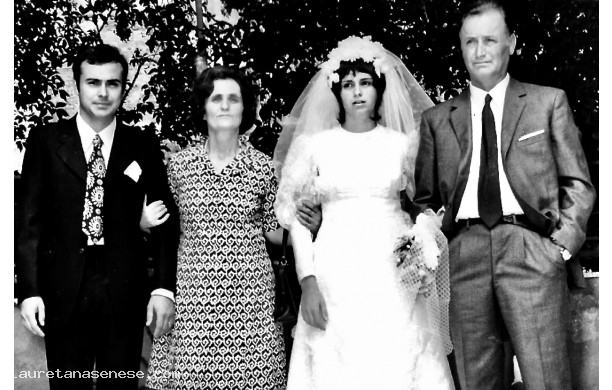 1970, Sabato 12 Settembre - Alessandro e Tatiana con gli zii paterni