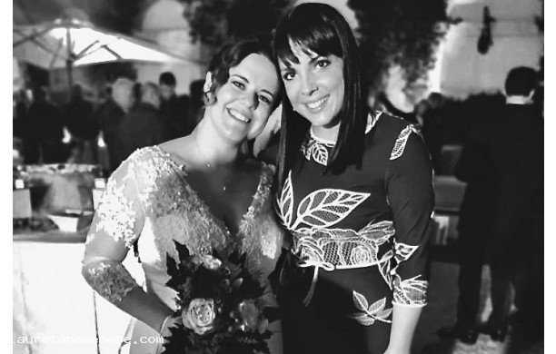 2019, Sabato 5 Ottobre - La sposa e l'amica