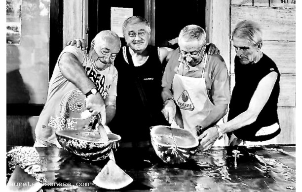 2015, Mercoledì 29 Luglio - Quattro amici fra i cocomeri