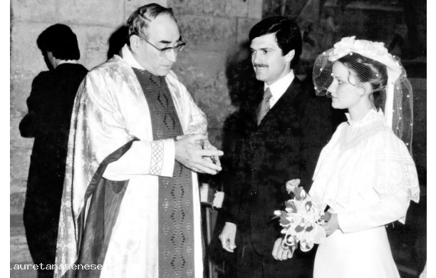 1978, Sabato 15 Aprile - Antonella e Massimo davanti al Proposto