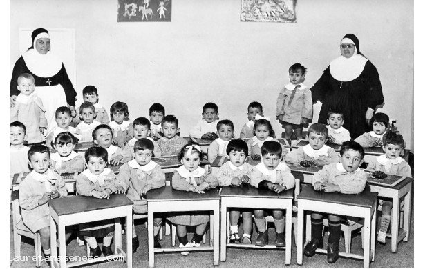 1965 - I bambini e le bambine dalle suore