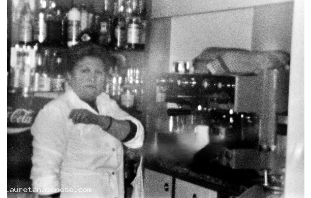 1988? - Silvia Dominici al Bar Bianco Verde