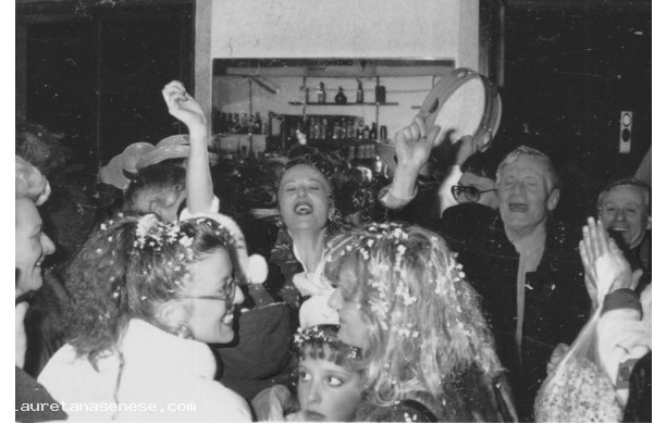 1992 - Carnevale Di Meio: danze al Bar Herv