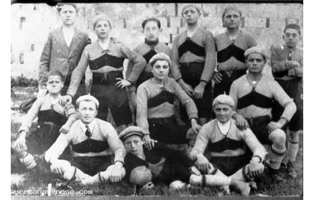1933/34 - Una squadra di giovani ascianesi