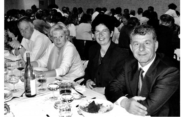 2004 - Festa del Donatore Fratres: I partecipanti a tavola