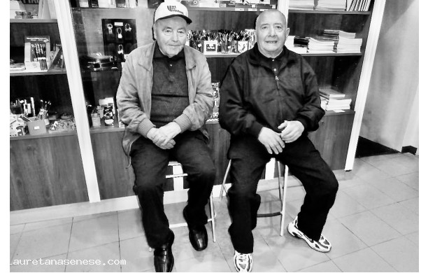 2014 - Due clienti della Tabaccheria del Corso