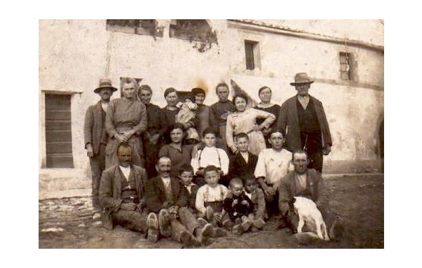 1935 - La famiglia Croci di Ormennano