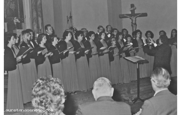 1977 - Garbo dOro, il concerto polifonico in chiesa