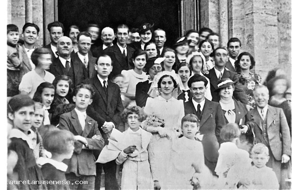 1936 - Ezio Fratagnoli e Gesuina, all'uscita dalla chiesa