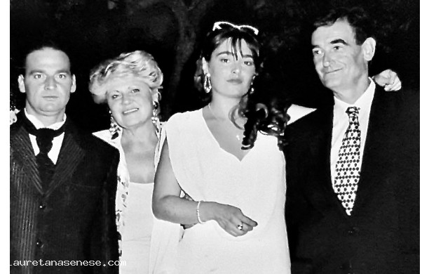 1998, Sabato 4 Luglio - Gli sposi con i genitori di Elisabetta