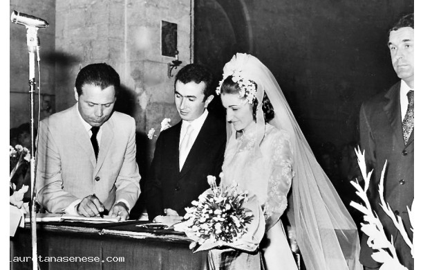 1971, Sabato 12 Giugno - Giorgio e Rosanna si sposano in Collegiata