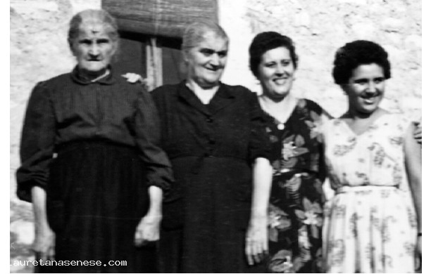 1955 - Mamma e sorella di Giovanni Bacconi