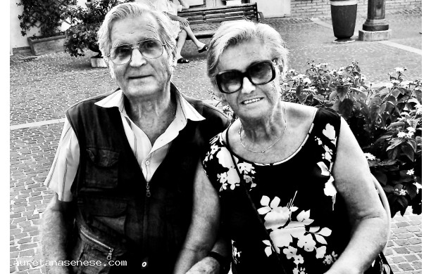 2015, 27 Agosto - I coniugi Bazzotti in vacanza