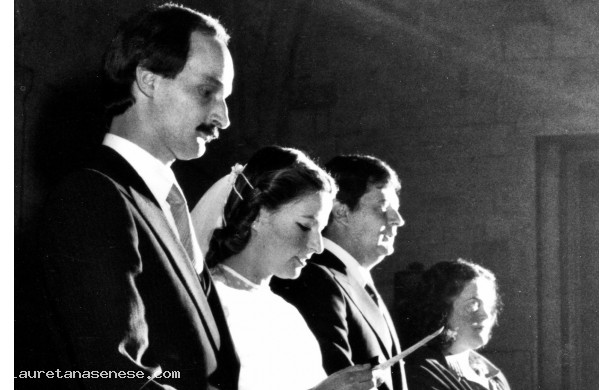 1979, Domenica 21 Ottobre - Luciana e Massimo all'altare