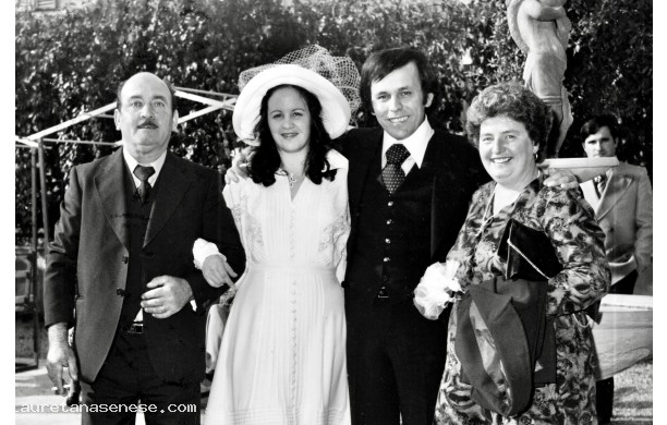 1976, Luned 8 Settembre - Marcello e Mara, sposi