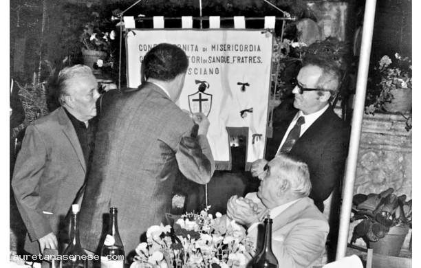 1979 - Garbo dOro, applicazione del premio al labaro dellassociazione