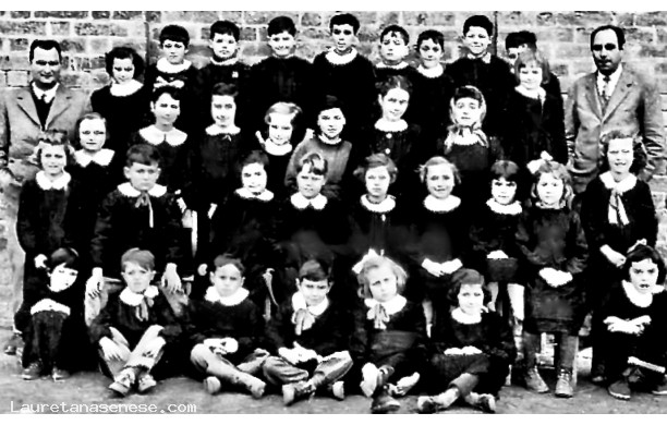 1954 - Le due pluriclasse Elementari di Palazzo Venturi