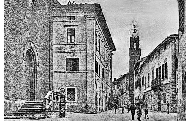 1942 - La pompa di benzina a Sant'Agostino