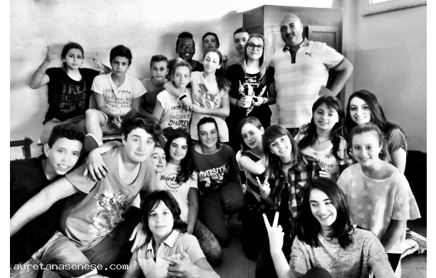 2015, 8 Giugno - La Terza Media a fine anno scolastico