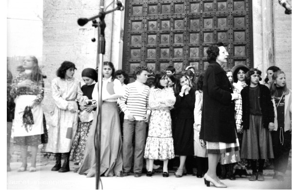 1978? - Recita studenti medi in pazzetta San Francesco