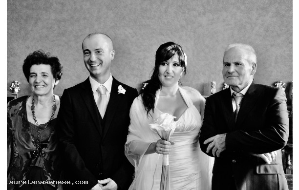 2011, Sabato, 18 Giugno - Roberto e Ilaria si sposano