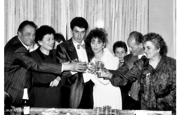 1987, Domenica 1 Febbraio - Alessandro e Roberta con i genitori