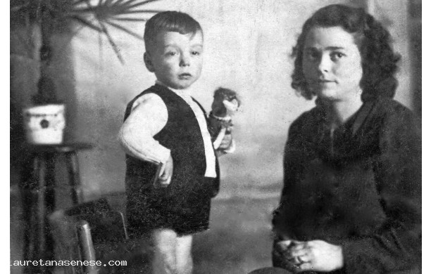1943 - Mamma Rosa e Mauro