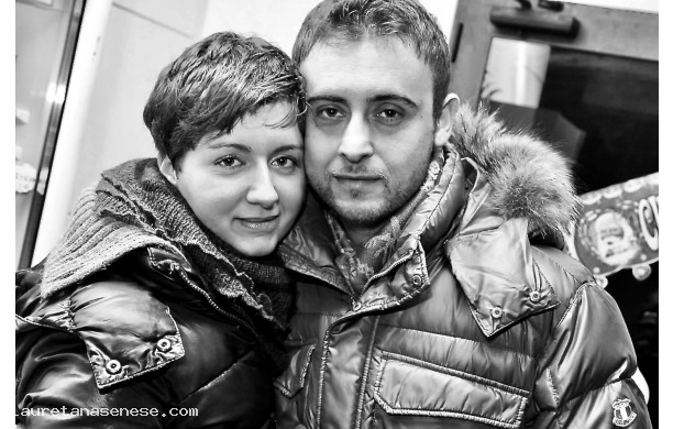 2013, 28 Dicembre - Sara con il suo ragazzo