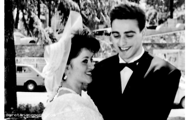 1988, Sabato 4 Giugno - Foto ricordo ai Giardini Pubblici