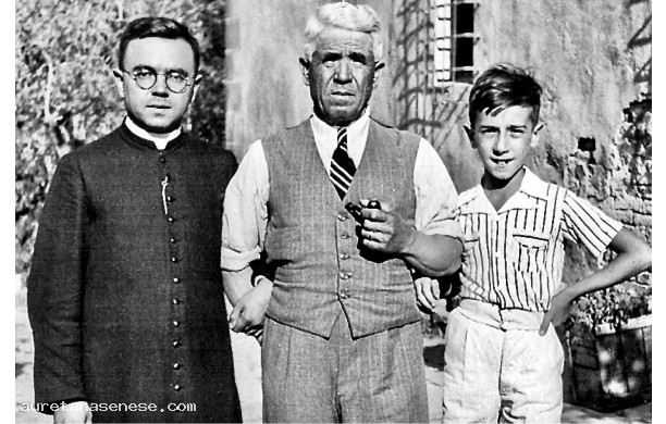 1942 - Un babbo orgoglioso dei suoi figli