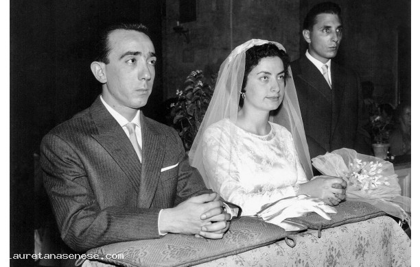 1958, Domenica 31 Agosto - Enrico e Ivonne all'altare