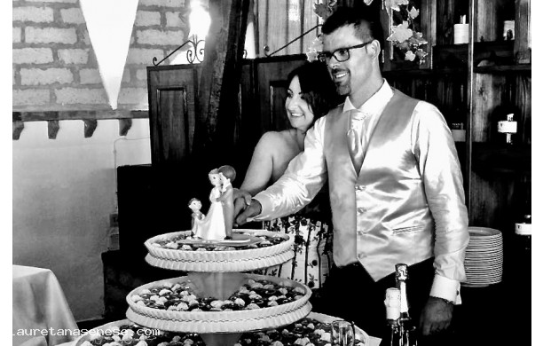 2017, Domenica 25 Giugno - Marika al taglio della Grande Torta