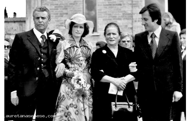 1975, Luned 2 Giugno - Luciana e Giuseppe, sposi a Rigomagno