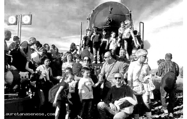 2014, 18 Maggio - Gita collettiva sul treno a vapore